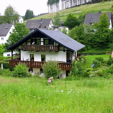Ferienwohnung Schmallenberg * 施马伦贝格