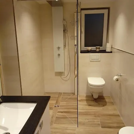 Ferienwohnung Schmallenberg * 施马伦贝格